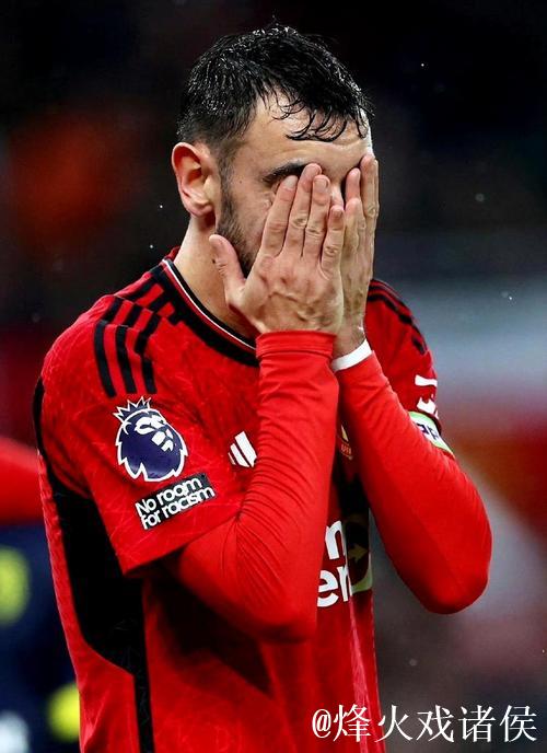 樱桃冲击纪录:客场挑战曼联能否实现三连胜且每场攻入3球? 樱桃冲击纪录:客场挑战曼联能否实现三连胜且每场攻入3球?