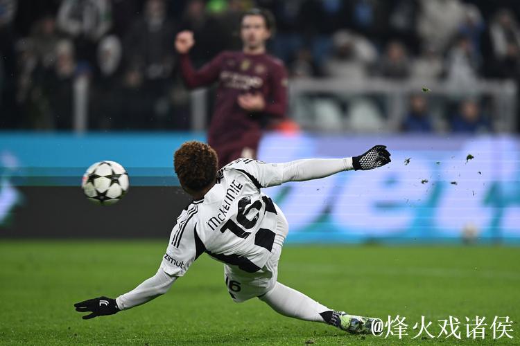 “欧冠连续破门+获斯帅青睐,米体:尤文全力争取” “欧冠连续破门+获斯帅青睐,米体:尤文全力争取”